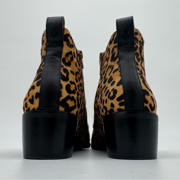 Vionic Clara Leather Cow Hair Leopard Ankle Boot Size 8.5 - Picture 4 of 12